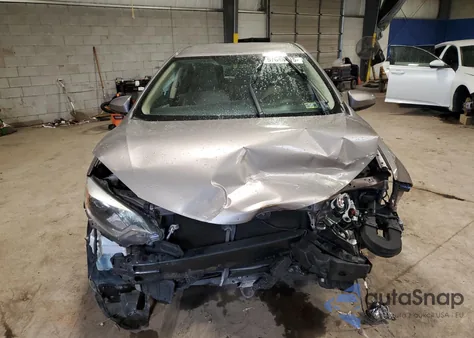 2015 Toyota Corolla Eco z USA, uszkodzony, nr VIN 2T1BPRHE7FC248432